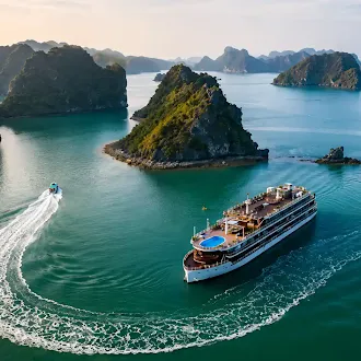 Halong Bay Overnight Cruise, Vietnam