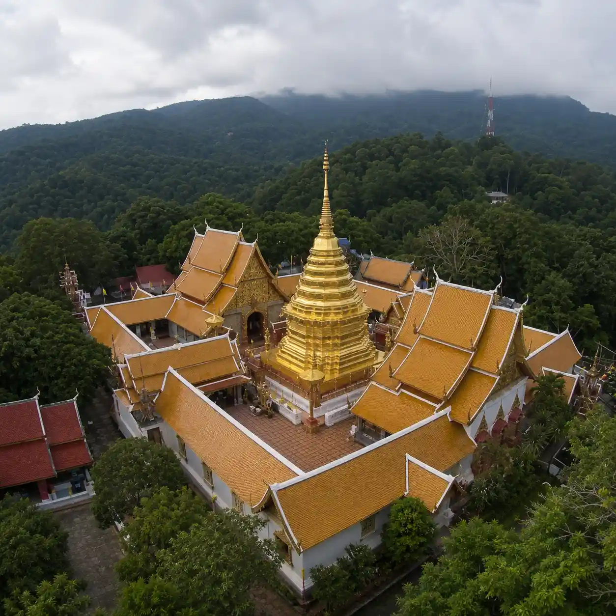 Chiang Mai Temples Mountain Vistas
