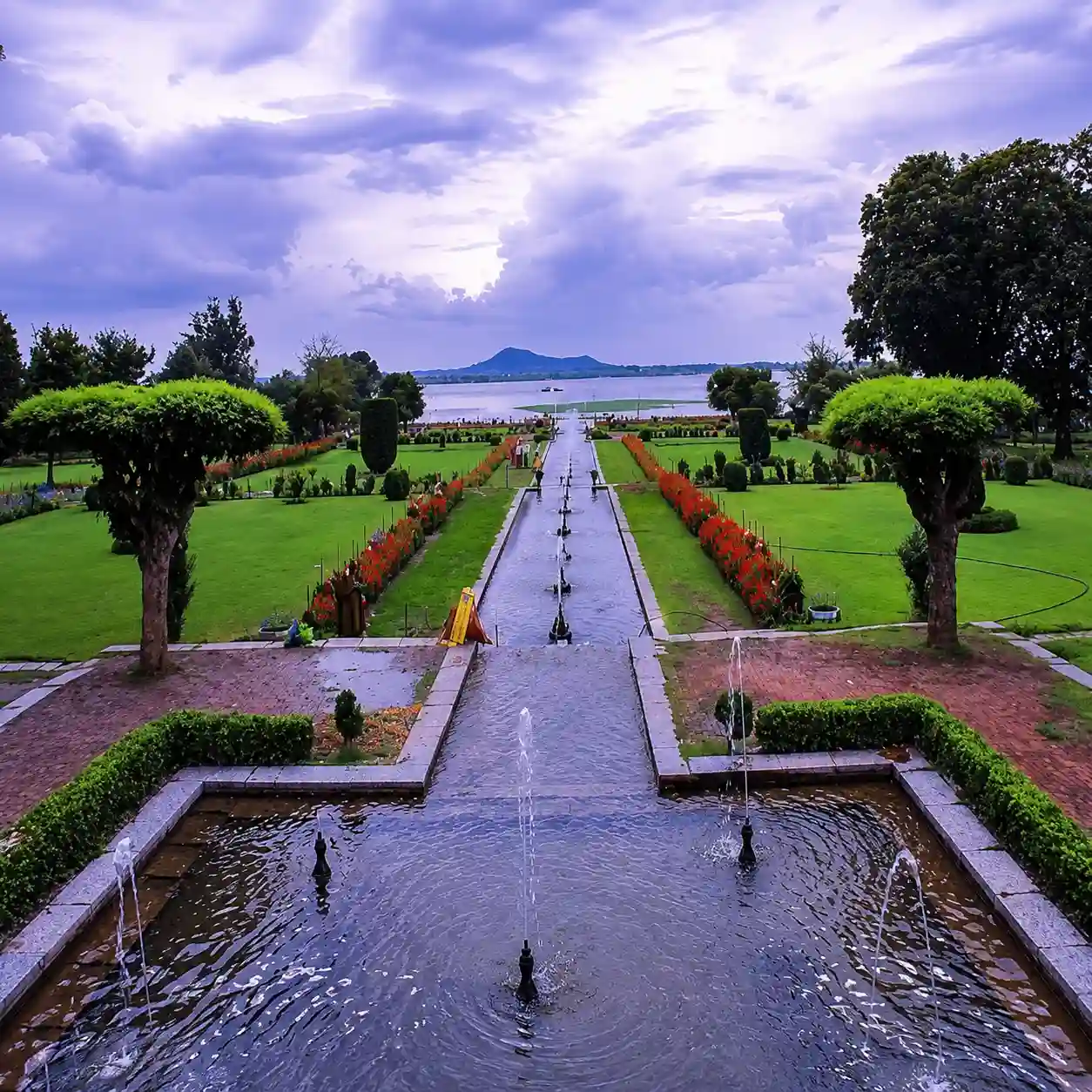 Mughal gardens 1